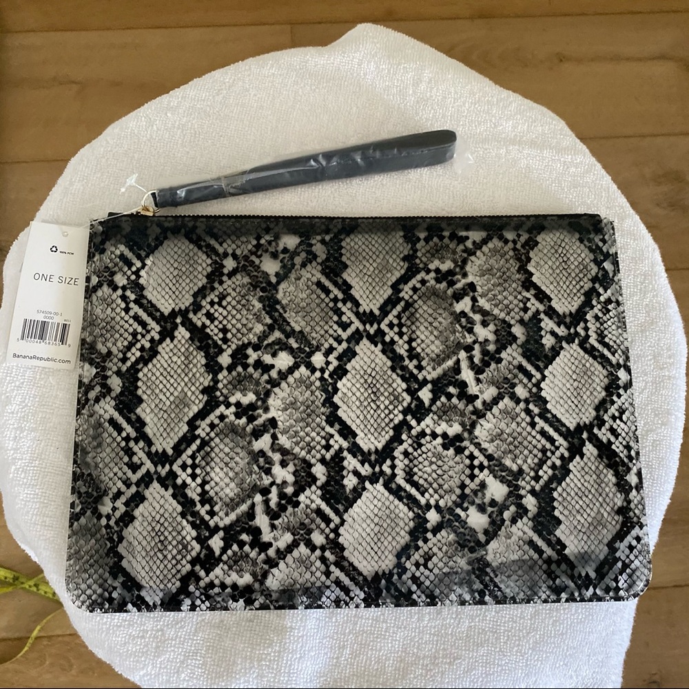 NWT Banana Republic PVC Snakeskin Clutch